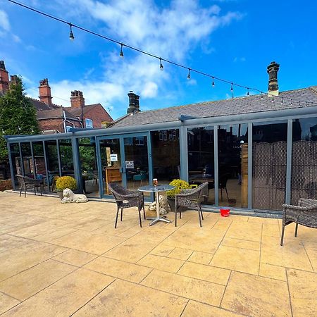 The George Wright Boutique Hotel, Bar & Restaurant Rotherham Extérieur photo