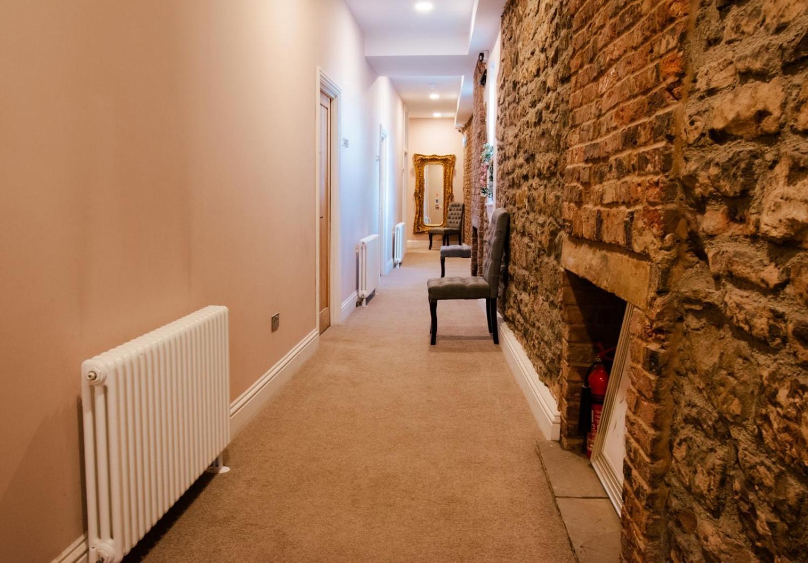The George Wright Boutique Hotel, Bar & Restaurant Rotherham Extérieur photo