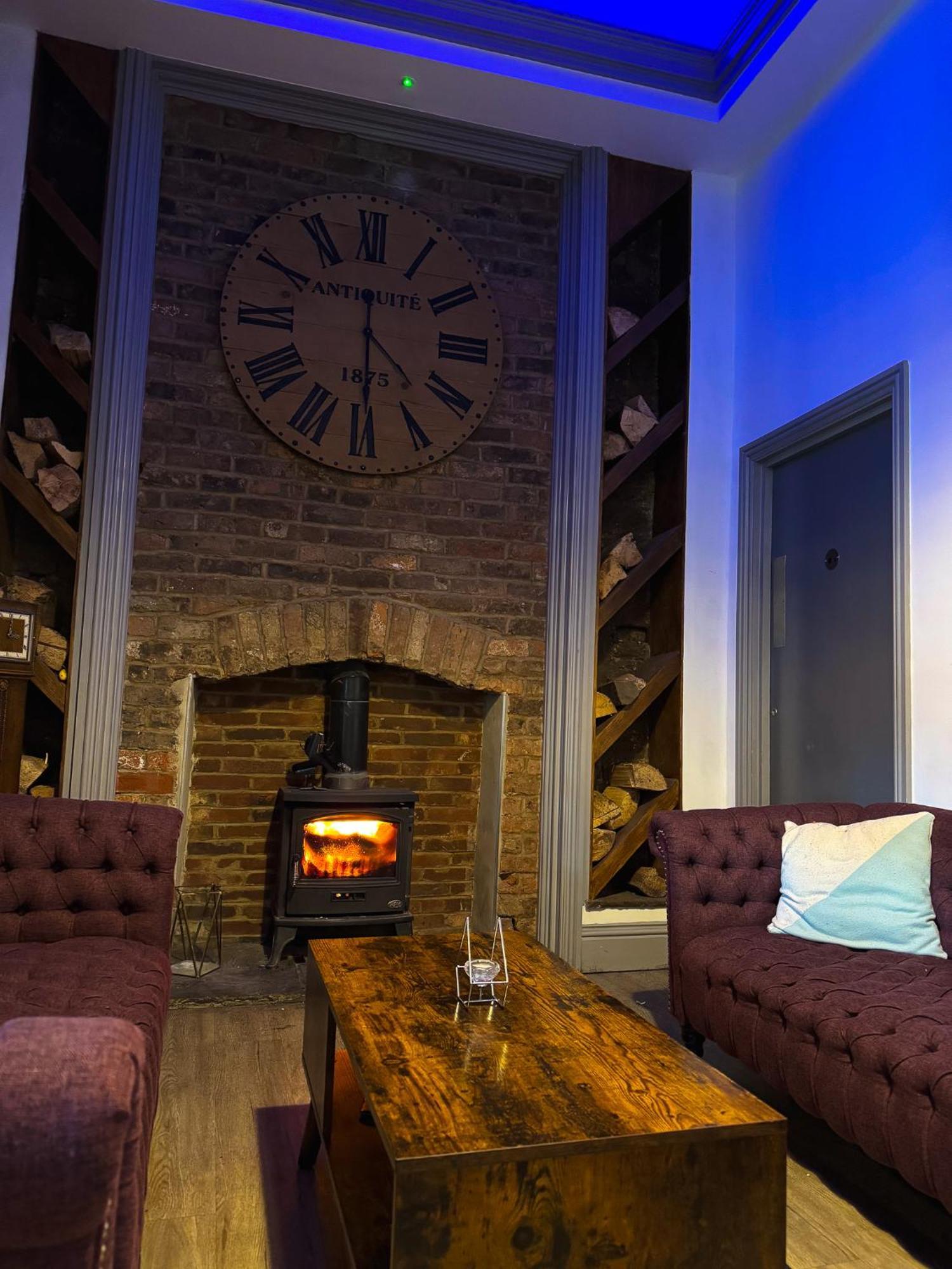 The George Wright Boutique Hotel, Bar & Restaurant Rotherham Extérieur photo
