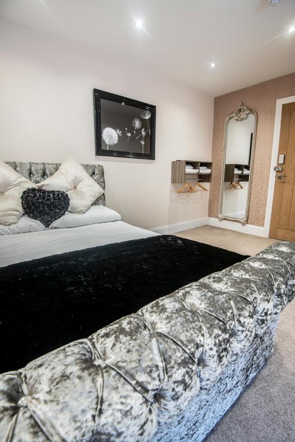 The George Wright Boutique Hotel, Bar & Restaurant Rotherham Extérieur photo